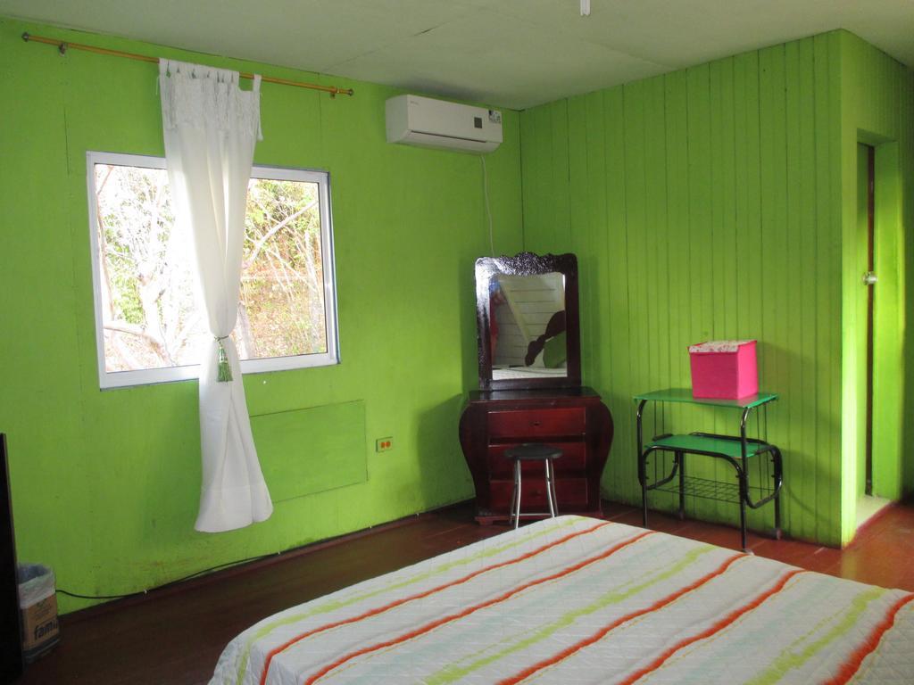 Hotel Flemming Tree Providencia Island Extérieur photo