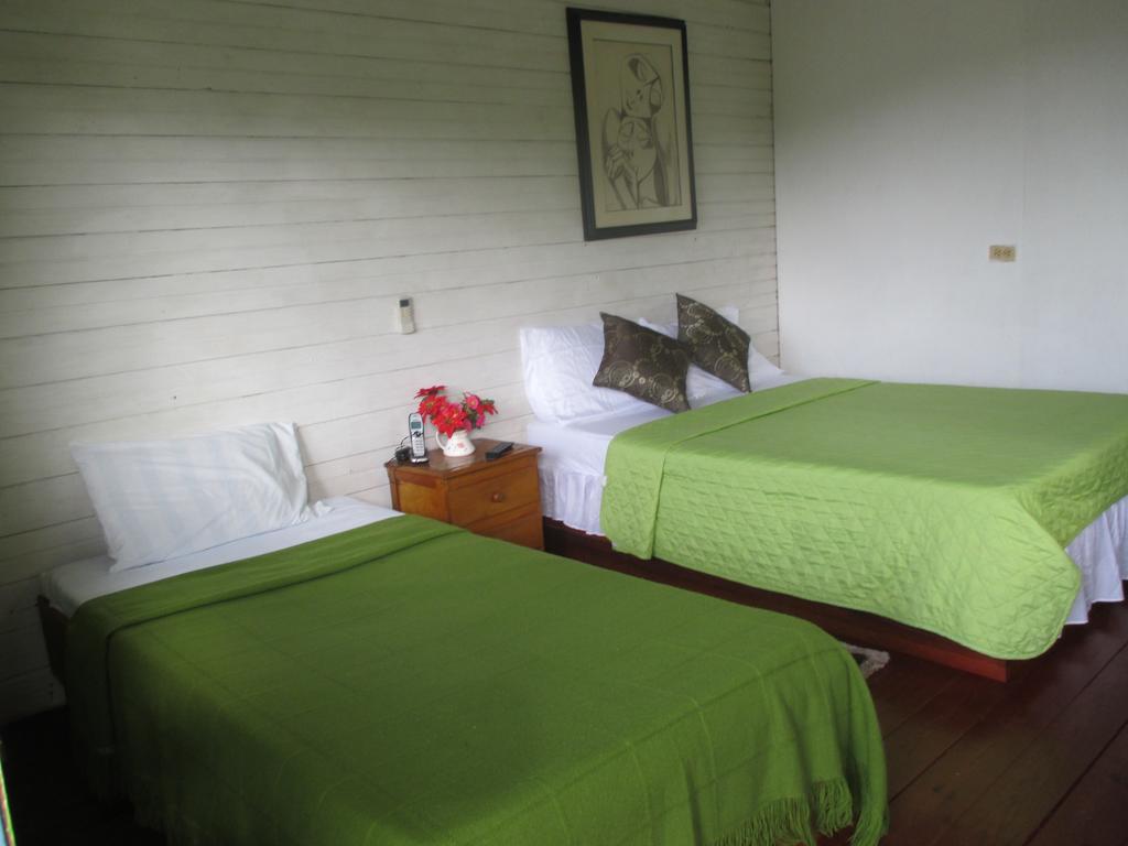 Hotel Flemming Tree Providencia Island Extérieur photo