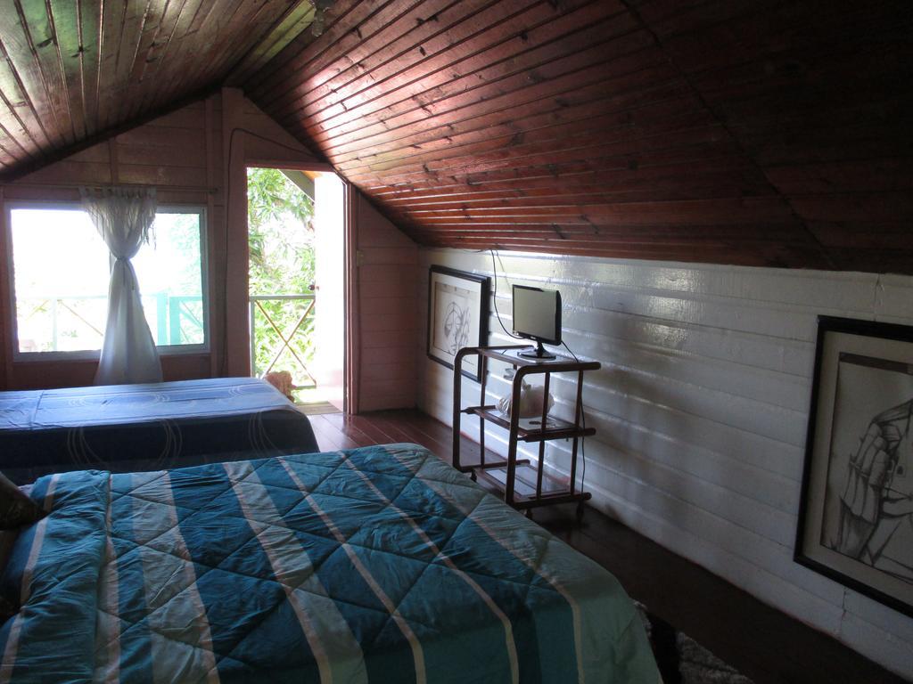 Hotel Flemming Tree Providencia Island Extérieur photo