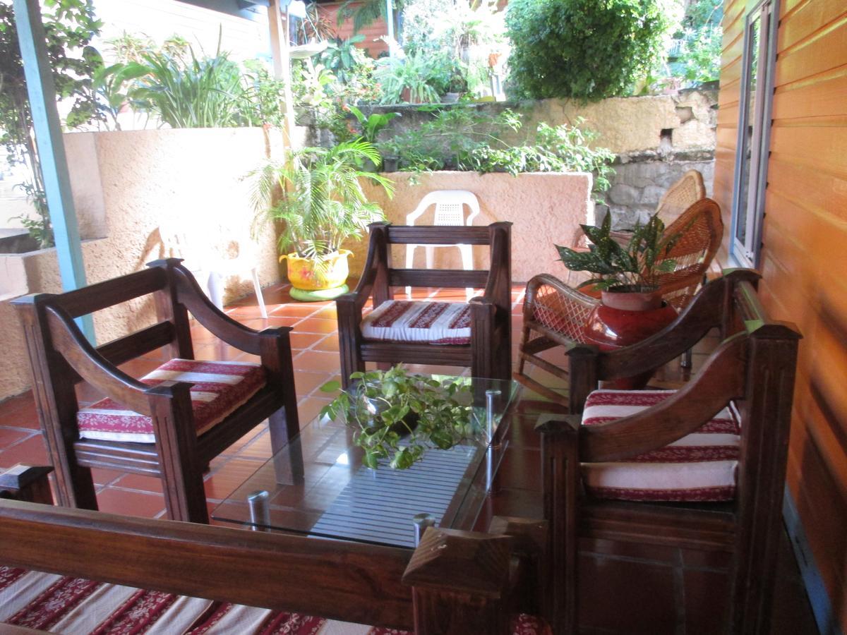 Hotel Flemming Tree Providencia Island Extérieur photo